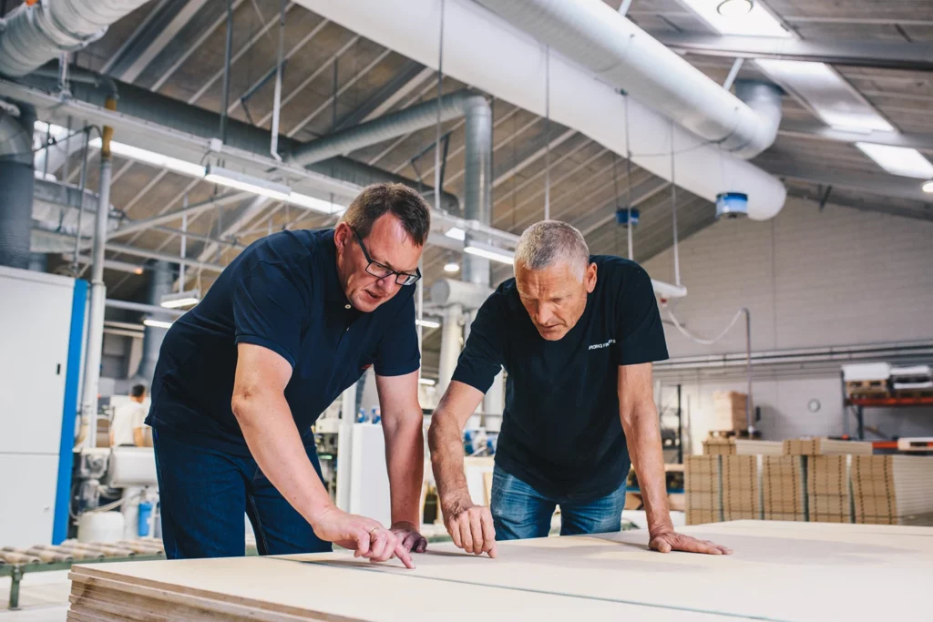 BF12 arbejdere planlægger produktion